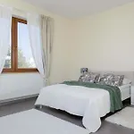 Przestronny Dom Z 3 Sypialniami W Doskonalej Lokalizacji W Poblizu Lotniska By Renters Feriehus *