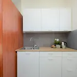 Feriehus Przestronny Dom Z 3 Sypialniami W Doskonalej Lokalizacji W Poblizu Lotniska By Renters Warszawa