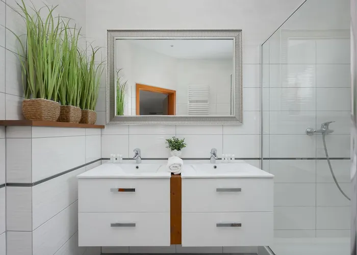 Przestronny Dom Z 3 Sypialniami W Doskonalej Lokalizacji W Poblizu Lotniska By Noclegi Renters Casa vacanze