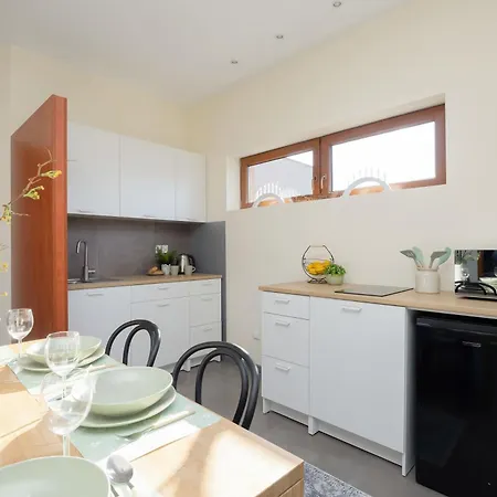 度假居 Przestronny Dom Z 3 Sypialniami W Doskonalej Lokalizacji W Poblizu Lotniska By Renters *